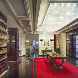 ***** Hotel Grand Via Veneto Italien